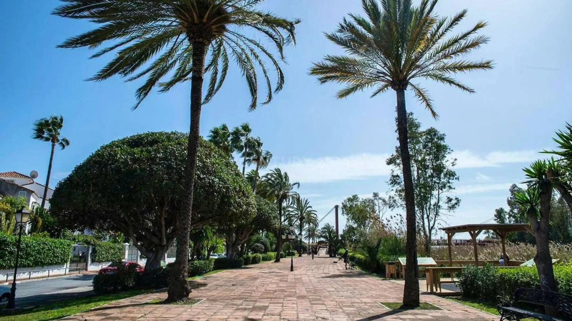 Charming Apartment In Puerto Banus, Marbella, With Pool