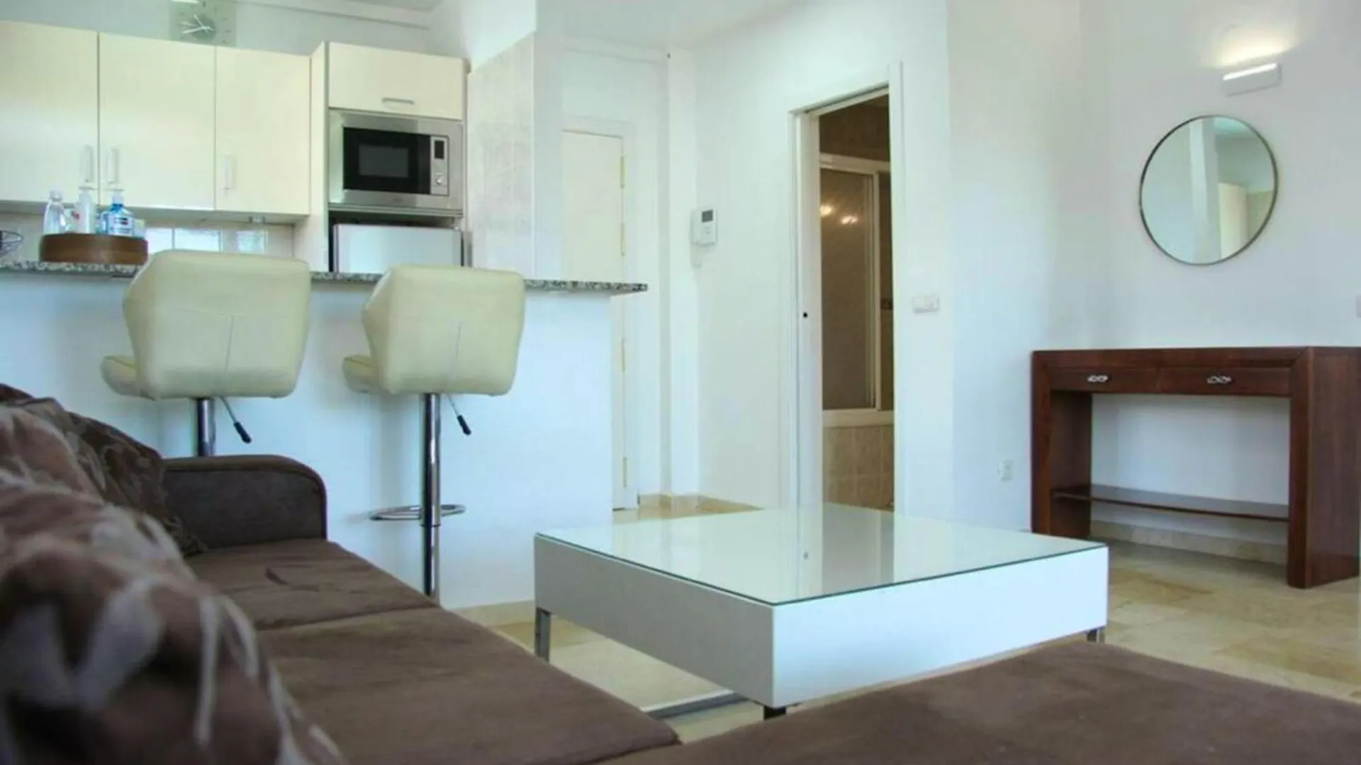 Charming Apartment In Puerto Banus, Marbella, With Pool